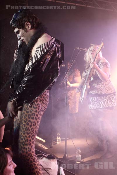 HUNX AND HIS PUNX - 2010-05-05 - PARIS - Point Ephemere - 